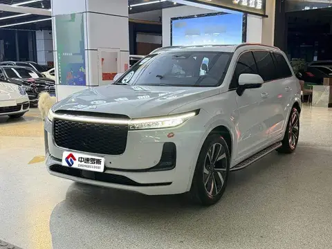 Ideal ONE 2021 Extended Range 6-seater Edition