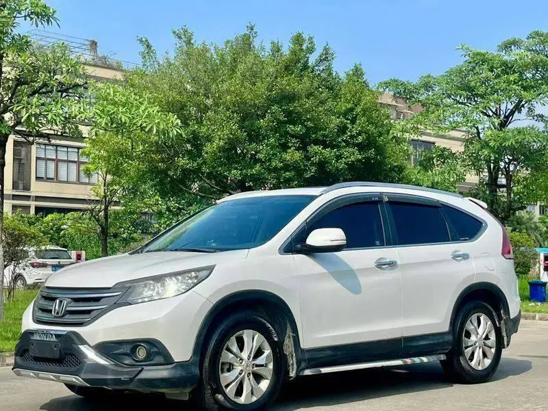 Honda CR-V 2013 2.4L 2WD Deluxe Edition