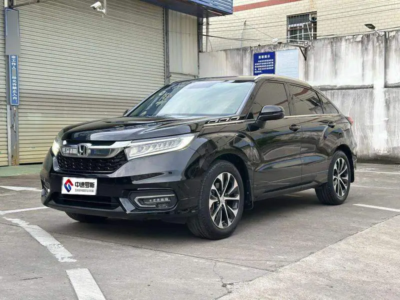 Crown Road 2017 240TURBO 2WD Premium Edition