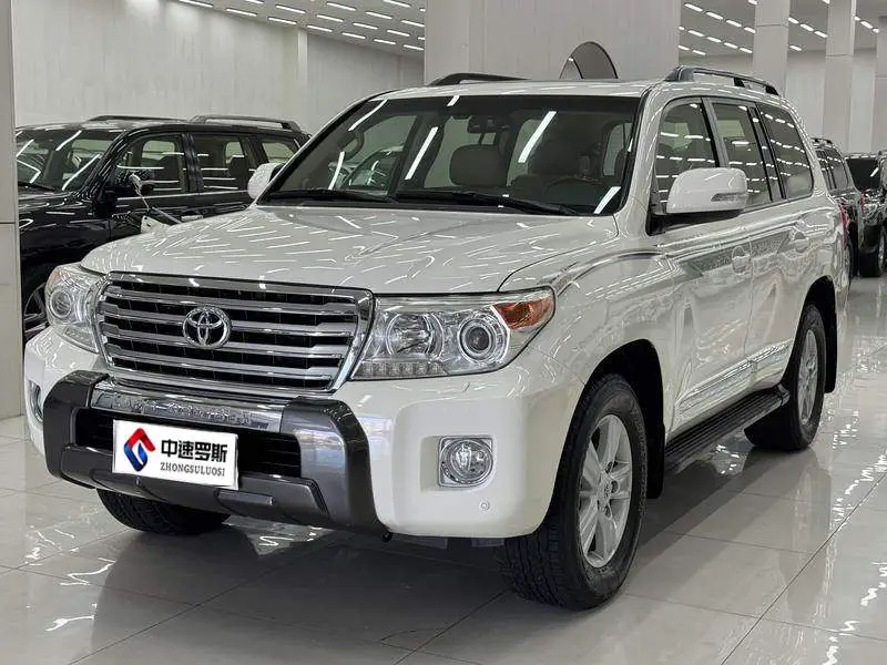 Land Cruiser 2012 4.6L Automatic VX-R