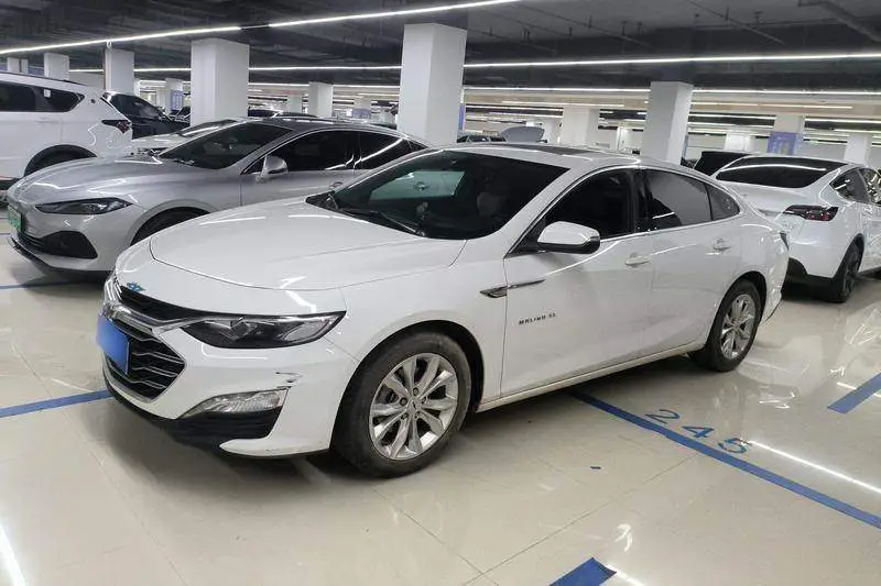 Malibu XL 2022 535T Automatic Sharp Edition