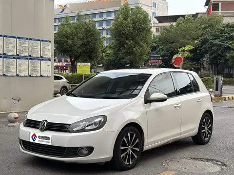 Golf 2012 1.4TSI Automatic Luxury Модель