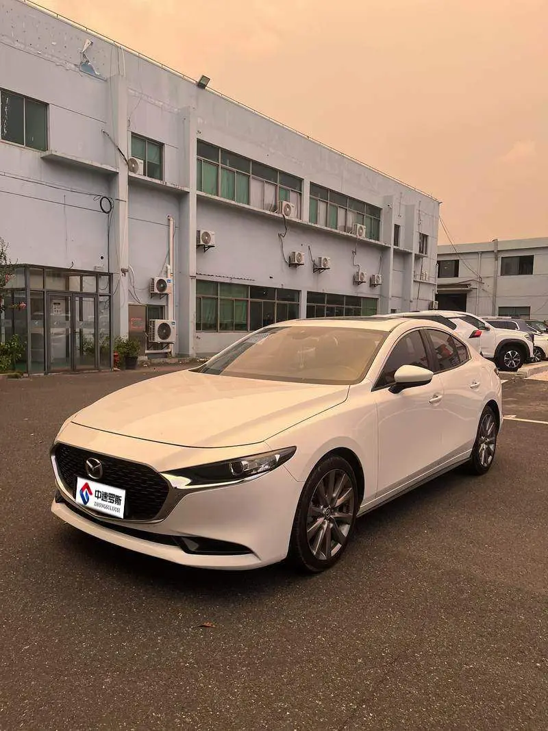 Mazda 3 Angkesaila 2020 2.0L Automatic Premium Edition