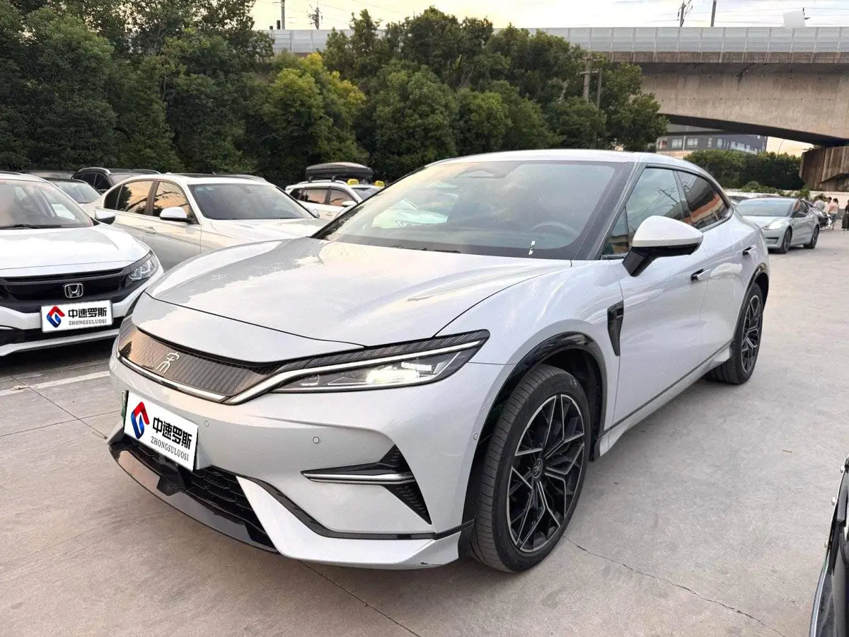 Song L EV 2024 602กม. 4WD Excellence Edition