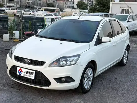 Fox 2013 Hatchback Classic 1.8L Automatic Basic الطراز