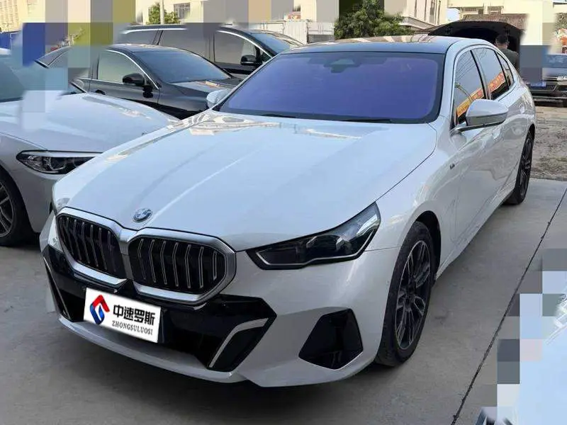 BMW 5 Series 2024 530Li Leading M Sport Package