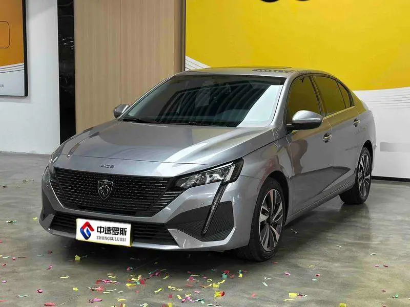 Peugeot 408 2022 1.6T Light Chasing Edition