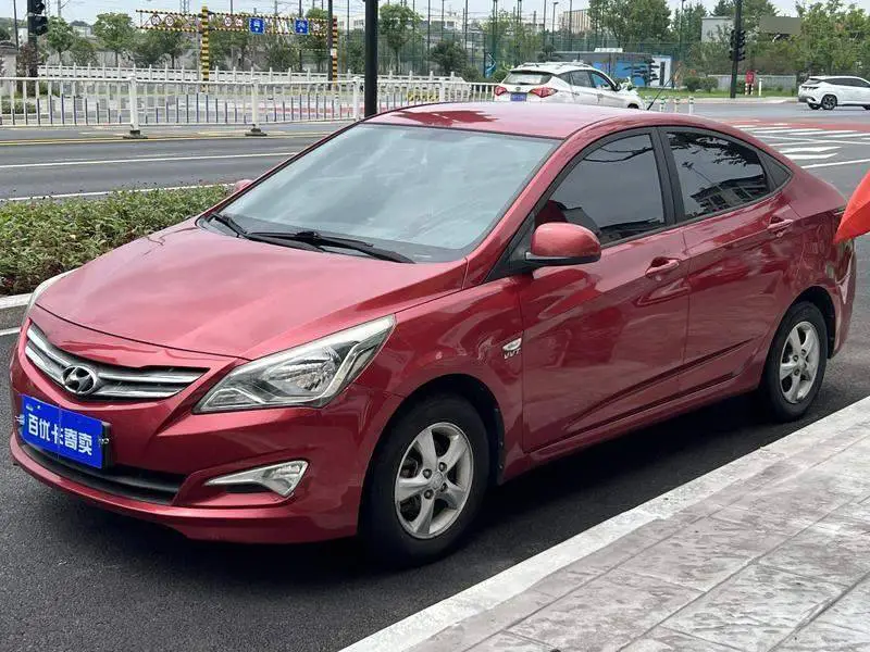 Rena 2014 1.4L Automatic Intelligent GLS
