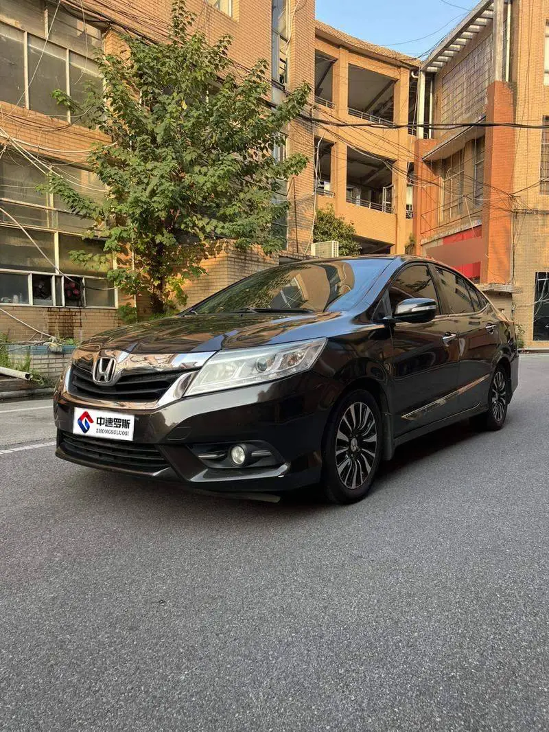 Lingpai 2015 1.8L Manual Comfort Edition