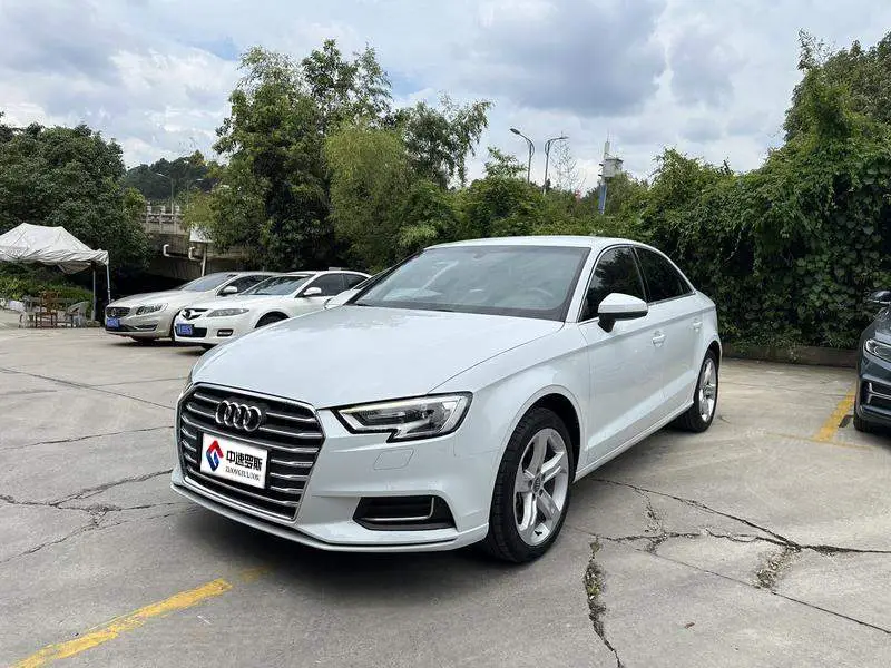 Audi A3 2019 Limousine 35 TFSI Sports National VI