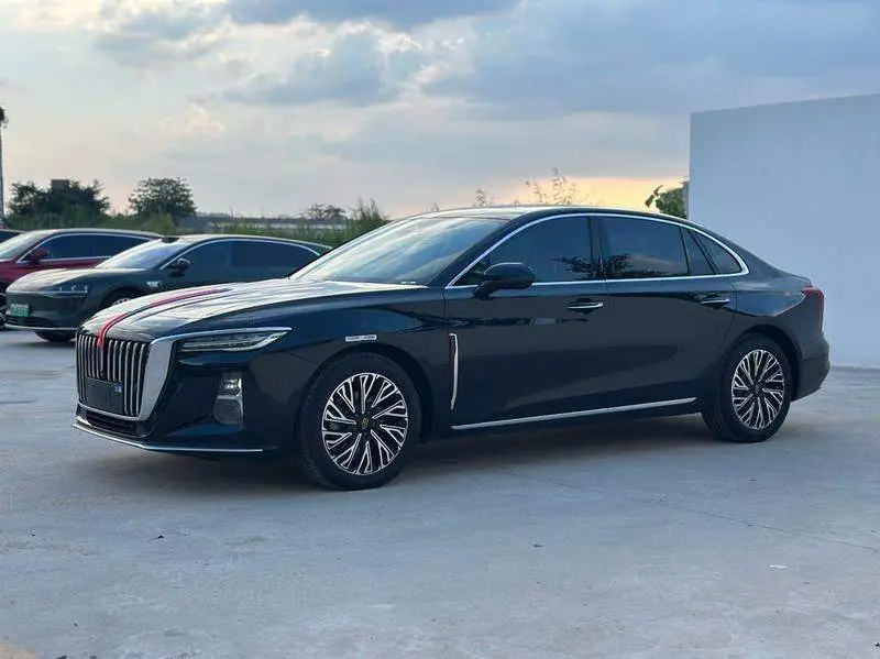 Hongqi H5 2024 2.0T Automatic Intelligent Connection Flagship Edition