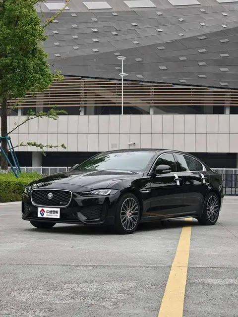 Jaguar XEL 2021 2.0T 200PS R-DYNAMIC Youth Sports Edition