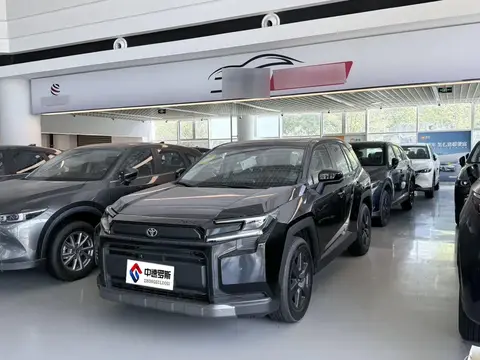 RAV4 2026 2.0L AWD Luxury Edition