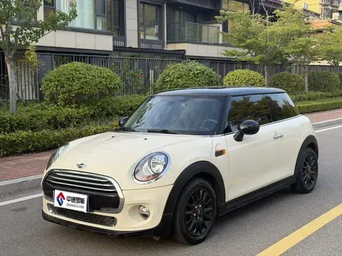 MINI 2016 1.5T COOPER Expressive