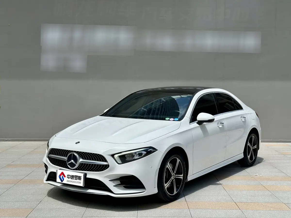 Mercedes-Benz A-Class 2022 รุ่น 3A 200 L Sports Sedan Fashion รุ่น