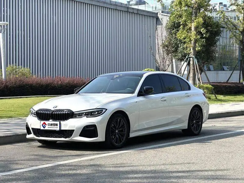 BMW 3 Series 2021 facelift 325Li M Sport Night Edition