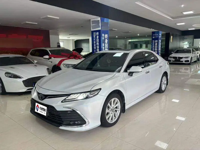 Camry 2021 2.0G Deluxe Edition