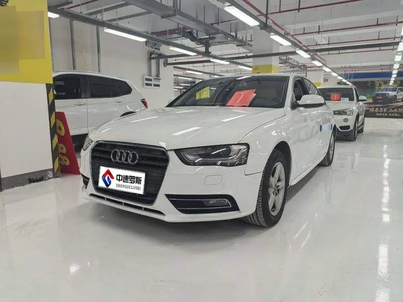 Audi A4L 2015 35 TFSI Automatic Standard รุ่น