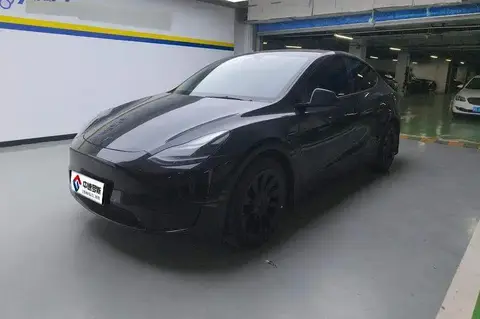 الطراز Y 2022 rear-wheel drive version