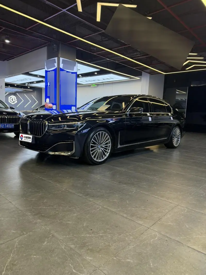 BMW 7 ซีรีส์ 2021 740Li Premium Luxury Package