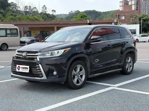 Highlander 2018 2.0T 4WD Premium Edition 7 Seaters National VI