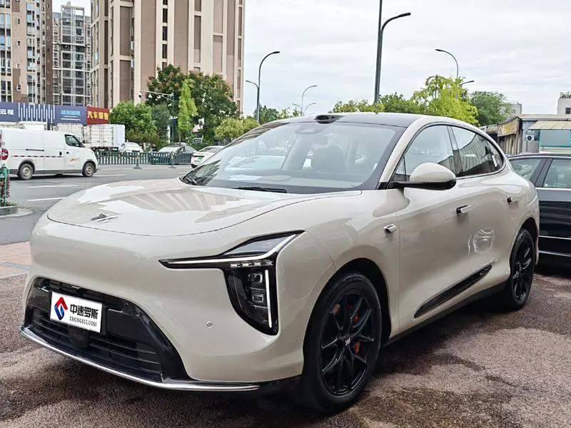 Zhiji LS6 2026 all-electric Max