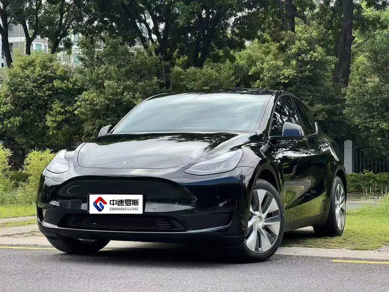 الطراز Y 2022 facelifted rear-wheel drive version