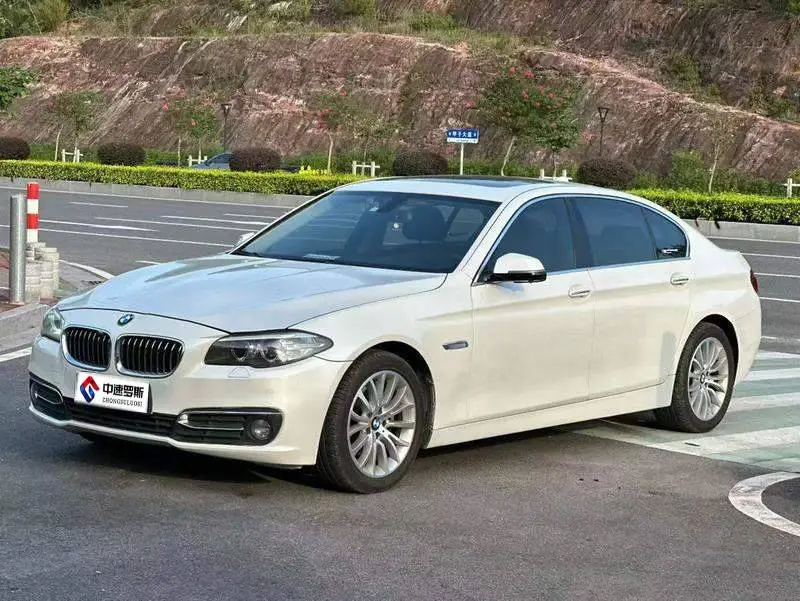 BMW 5 ซีรีส์ 2014 525Li Luxury Design Package