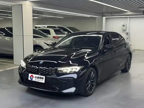 BMW 3 السلسلة 2023 330Li M Sport Night Edition