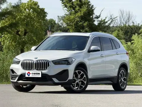BMW X1 2022 sระบบขับเคลื่อน25Li Leading Edition