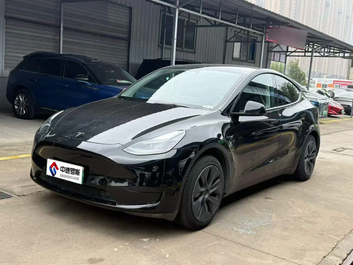 Mẫu Y 2023 rear-wheel drive version