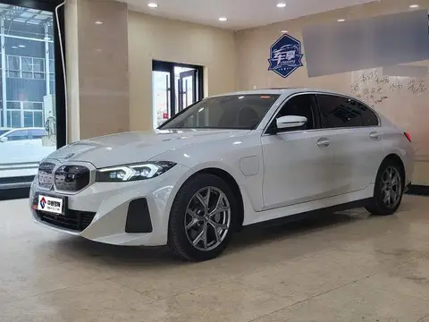 BMW i3 2022 eنظام الدفع 35 L