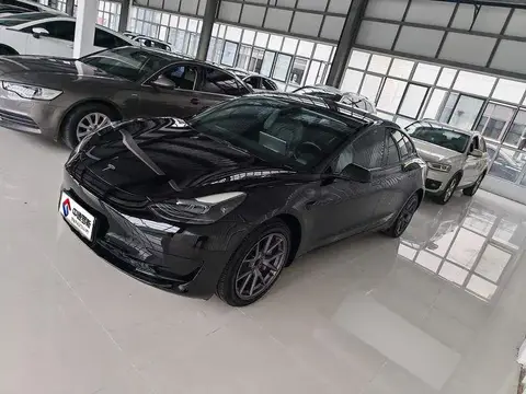 الطراز 3 2022 rear-wheel drive version