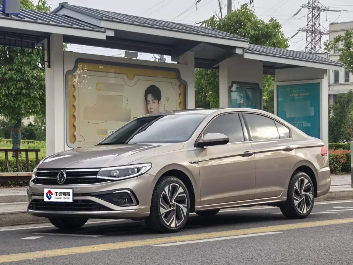 Bora 2023 280TSI DSG Premium Edition