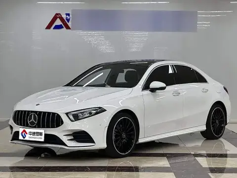 Mercedes-Benz A-Class 2019 A 200 L sports sedan