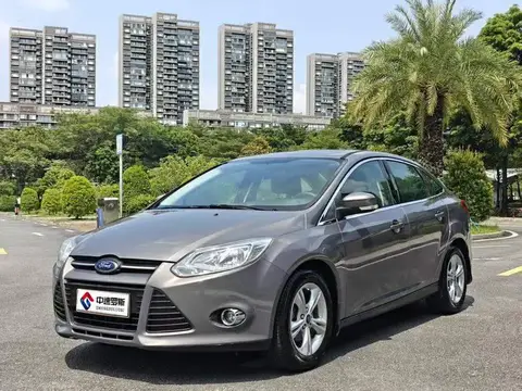Fox 2012 Hatchback 1.6L Automatic Fashion Edition