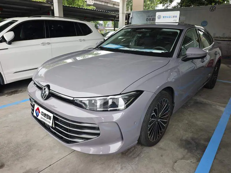 Passat 2025 Pro 380TSI Dragon Edition
