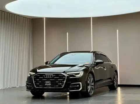 Audi A6L 2025 45 TFSI Selected Dynamic Edition