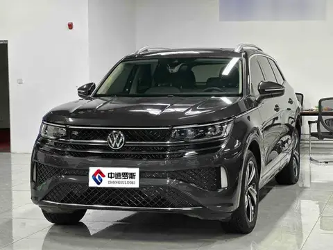Tour 2023 380TSI 4WD R-Line Tour Edition