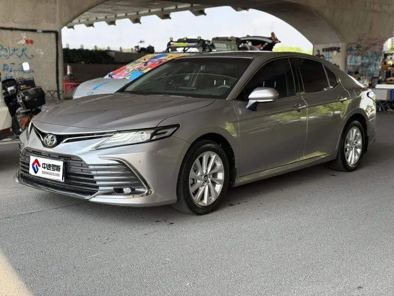 Camry 2021 2.0G Deluxe Edition
