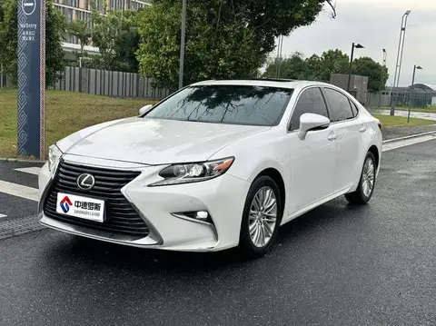 Lexus ES 2015 200 Comfort Edition