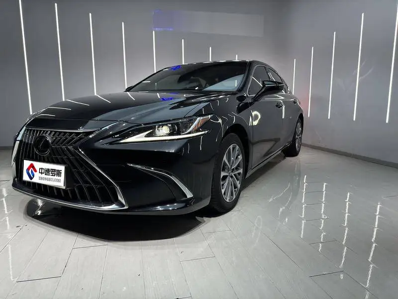 Lexus ES 2021 200 Excellence Edition