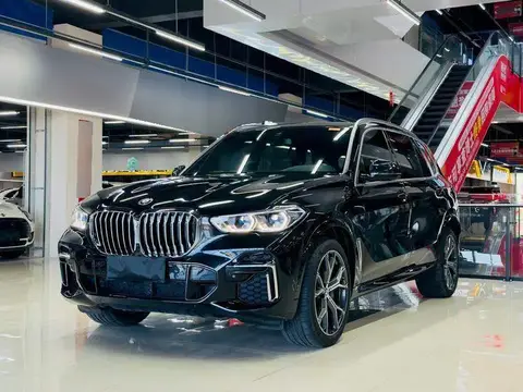 BMW X5 2022 xHệ dẫn động 40Li M Sport Package