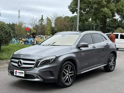 Mercedes-Benz GLA 2015 GLA 200 Fashion Edition