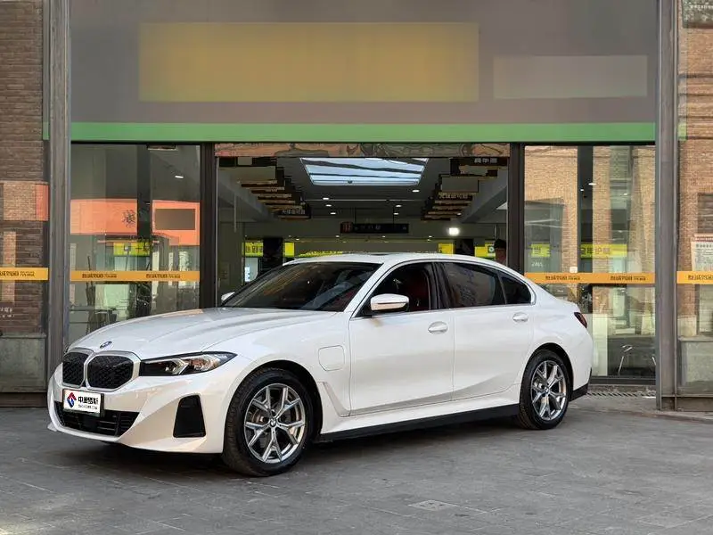 BMW i3 2025 eنظام الدفع 35 L
