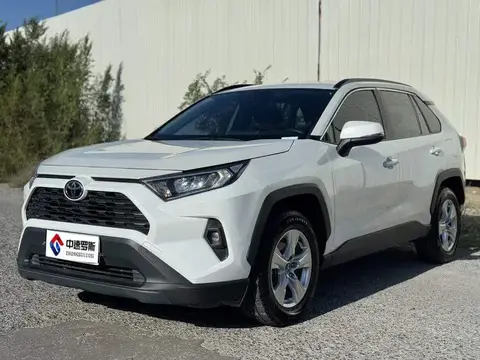RAV4 Rongfang 2023 2.0L CVT 2WD Urban Edition
