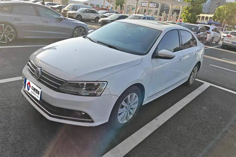 Sagitar 2015 230TSI Manual Comfort