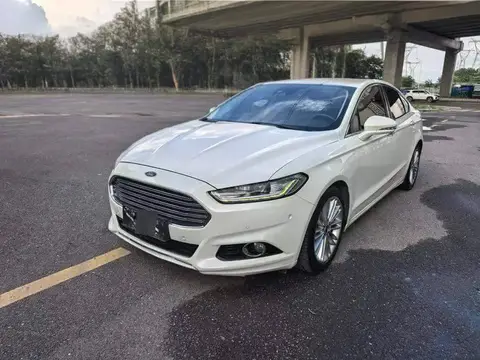Mondeo 2013 2.0L GTDi240 Flagship Modelo