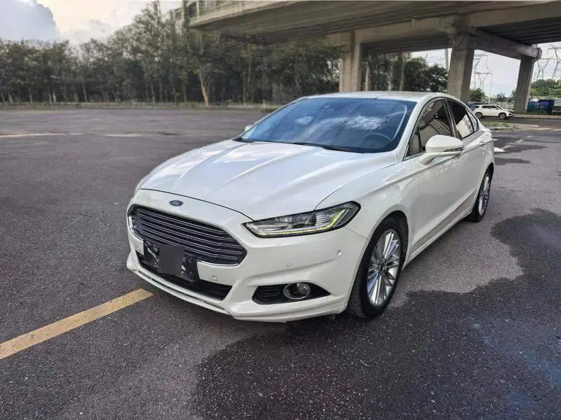 Mondeo 2013 2.0L GTDi240 Flagship Model