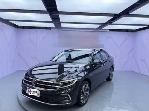 Bora 2023 200TSI DSG Joy Edition